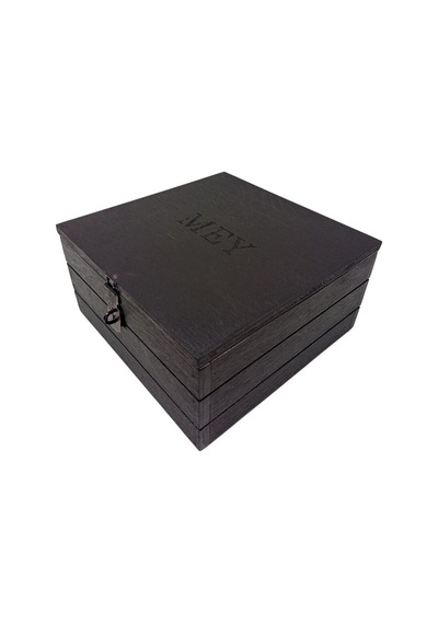 İsme Özel Opak Siyah Ahşap Kutu Lazer Kazımalı 22x22x10 Cm