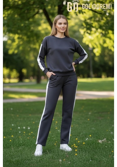dikarei Gd Goldoremi 040 Modal Kadın Şerit Detaylı Kolları Manşetli Bol Kesim Eşofman Takım Füme dikarei Gd Goldoremi 040 Modal Kadın Şerit Detaylı Kolları Manşetli Bol Kesim Eşofman Takım Füme
