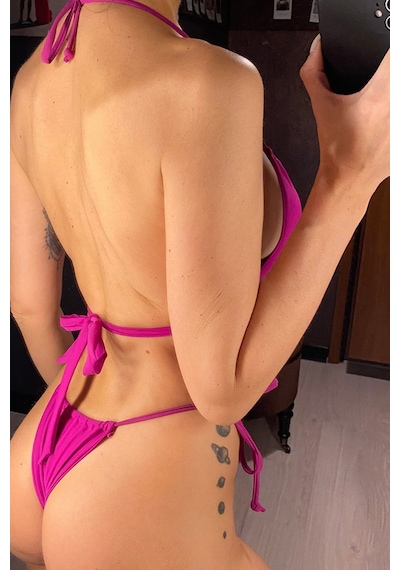 Kadın Fuşya Yandan Bağlamalı Tangalı Üçgen Bikini Mayo Takımı