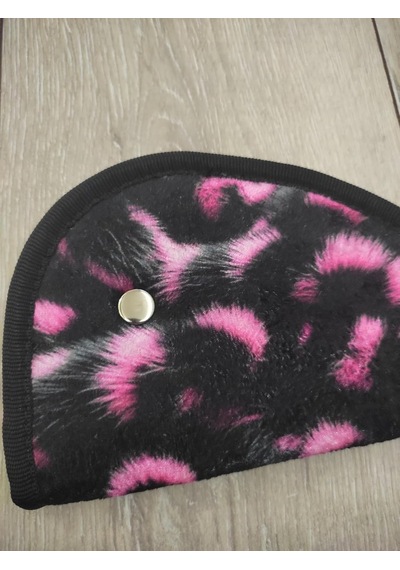 Çocuk Emniyet Kemeri Yastığı, Pembe Siyah Desenli, Araba Koltuğu Kemer Koruyucu, Konforlu Seyahat Aksesuarı