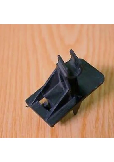 Toyota Avensis T25 Kaput Demir Tutucu