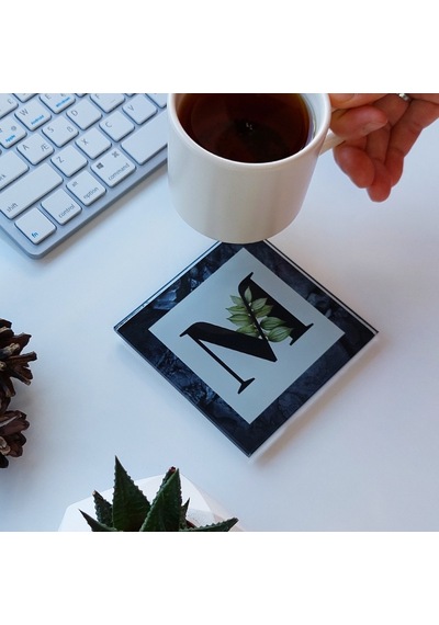Decorita Cam Bardak Altlığı M Harfli Tasarım 4'lü Takım 10 x 10 CM Çok Renkli