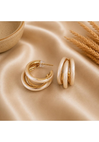 Premium Gold Renk Parlak Ve Şık Şampanya Renk Mineli Halka 316l Çelik Kadın Küpe Altın