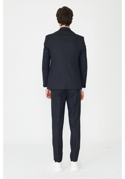 Lacivert İnce Çizgili Modern Slim Fit Klasik Yaka Takım Elbise Desenli