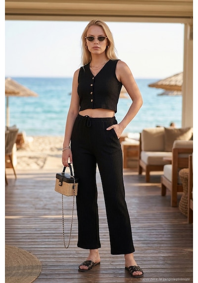 Lela Regular Fit V Yaka Yelek-pantolon Gofre Takım Bayan Takım 5866484 Siyah Lela Regular Fit V Yaka Yelek-pantolon Gofre Takım Bayan Takım 5866484 Siyah