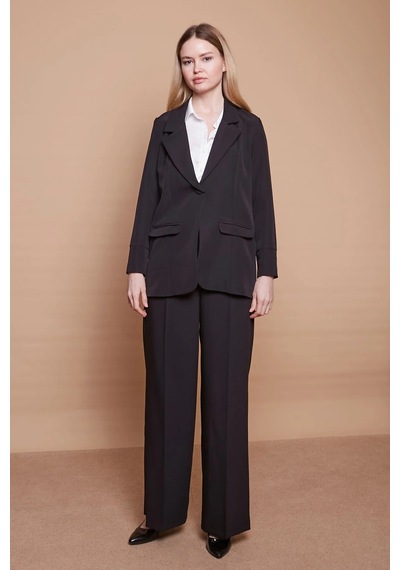 Yakalı Kolu Katlamalı Cep Kapaklı Salaş Boyfriend Oversize Hafif Likralı Kumaş Blazer Ceket-siyah Siyah Yakalı Kolu Katlamalı Cep Kapaklı Salaş Boyfriend Oversize Hafif Likralı Kumaş Blazer Ceket-siyah Siyah