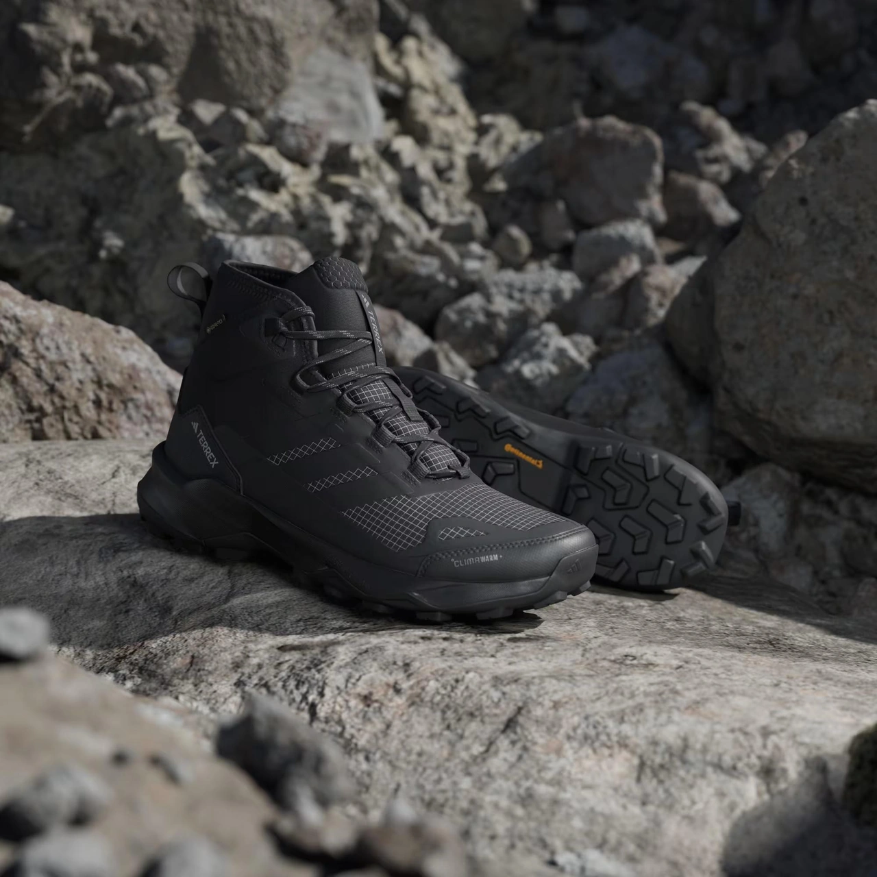 Adidas Terrex Skychaser Ax5 Mid Gore-tex Clımawarm Erkek Bot C-adıjq2205e10a00 Siyah