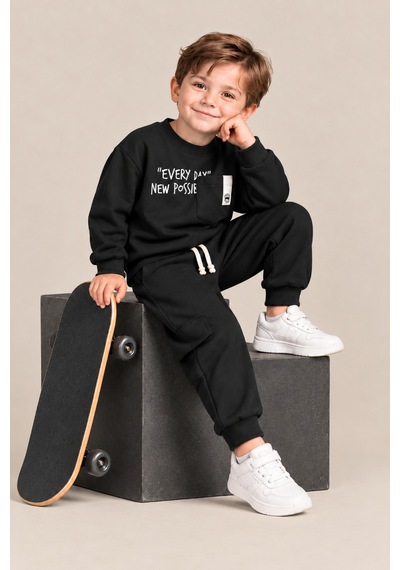 Ahengim Erkek Çocuk Pamuklu Baskılı 2 Li Takım Sweatshirt Eşofman Altı 1-4 Yaş Ak122 Siyah Ahengim Erkek Çocuk Pamuklu Baskılı 2 Li Takım Sweatshirt Eşofman Altı 1-4 Yaş Ak122 Siyah