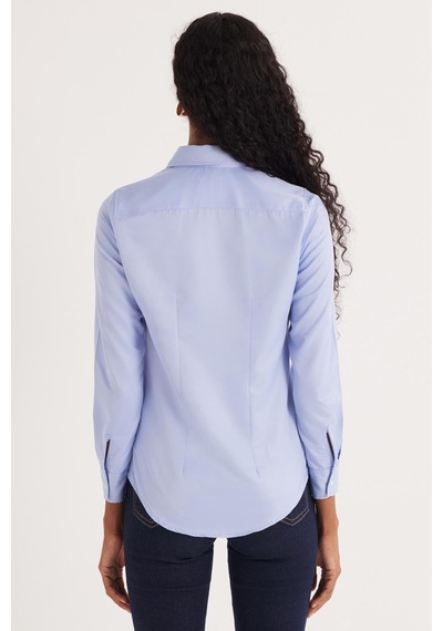 Tudors Kadın Slim Fit Dar Kesim Vucüda Oturan Uzun Kollu Gizli Düğme Detaylı Mavi Basic Gömlek-35556 Mavi