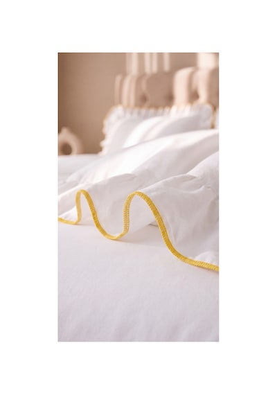 %100 Pamuk Overloklu Fırfırlı Çift Kişilik Nevresim Takımı Lastikli Çarşaflı 200x220 Cm Sarı - 904804703 Sarı