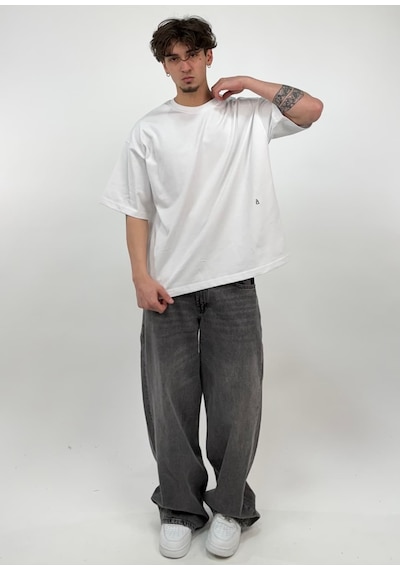 Zaee À Propos Minimal Baskılı Oversize Tişört Beyaz
