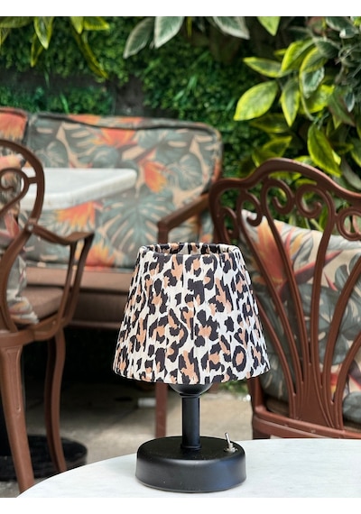Leopar Desenli İpek Saten Siyah Ayaklı Tasarım Kablosuz Gece Masa Lambası