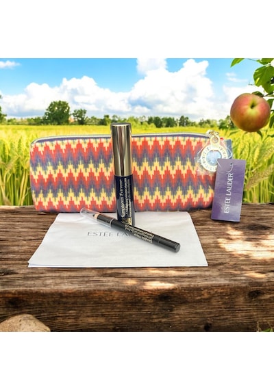 Estee Lauder Çizgili Makyaj Çantası Seti