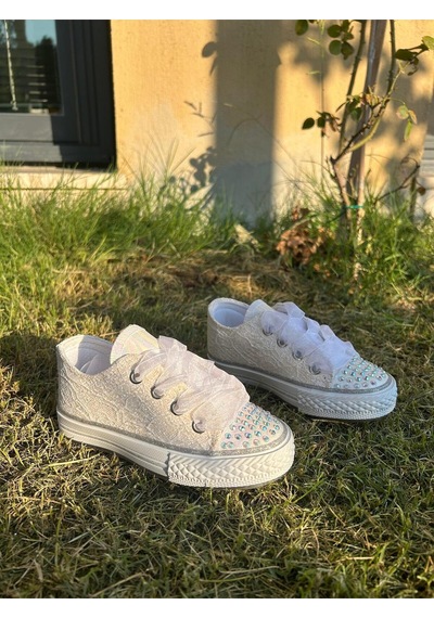 Scarpe Magiche Beyaz Kız Çocuğu Ayakkabısı Işıklı 31-35 Numara Arası Işıksızdır Beyaz