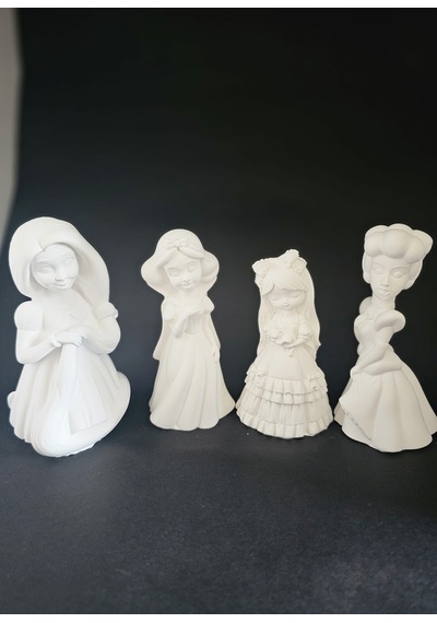 Eğitici Etkinlik Prensesler Büyük Boy 4 Adet 11 Cm
