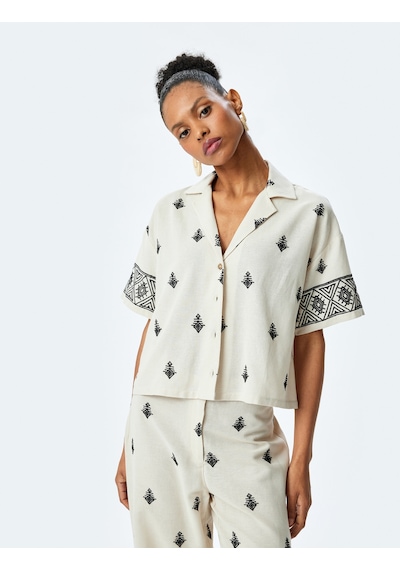 Koton Viskon Etnik Desenli İşlemeli Kısa Kollu Oversize Crop Gömlek Bej 5sak60094pw Ekru