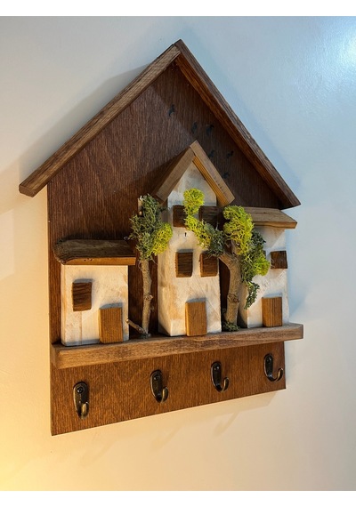 Ahşap Ev Temalı Duvar Askılığı 25x36 Cm 4 Kancalı Anahtarlık , El Yapımı Dekoratif Askı Kahverengi