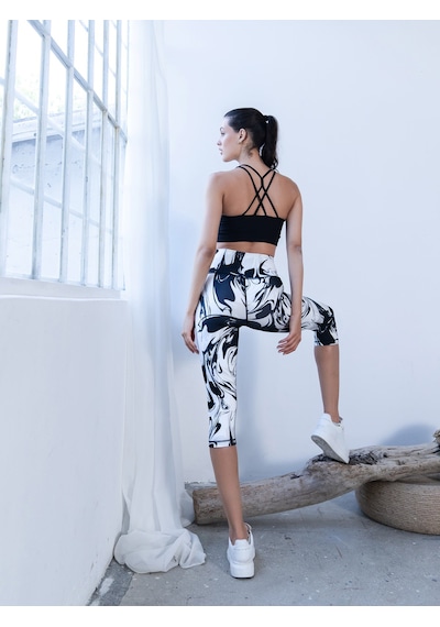 Lismina Batik Desen Toparlayıcı Spor Kapri Tayt Siyah Desenli