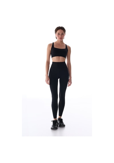Penti Siyah Stretch360 Orta Destek Çapraz Sırt Detaylı Kaydırmaz Askılı Cross Back Spor Sütyeni
