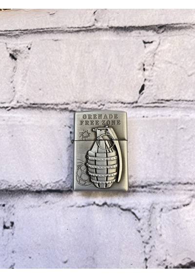 El Bombası Motifli Zippo Model Benzinli Çakmak