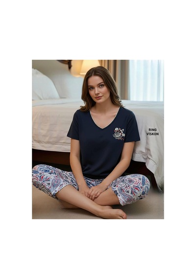 Mi Hra Mihra Kadın Viskon V Yaka Kısa Kol Kapri Likralı Pijama Takımı 40111l - 1 Adet Lacivert Mi Hra Mihra Kadın Viskon V Yaka Kısa Kol Kapri Likralı Pijama Takımı 40111l - 1 Adet Lacivert