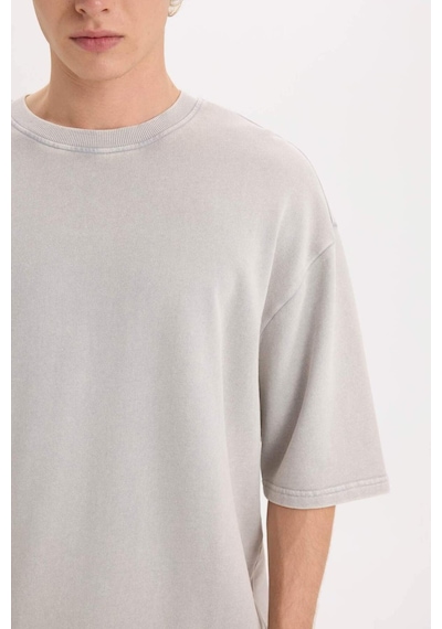 DeFacto Loose Fit Bisiklet Yaka Yıkamalı Soluk Efektli Kısa Kollu Tişört C0709AX25SPGR367