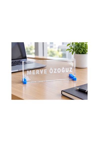 Kişiye Özel Şeffaf Pleksi Masa İsimliği Şık Ve Modern Tasarım 20x8 Cm