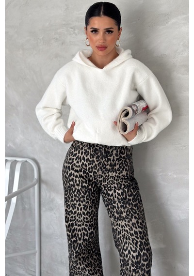 Femelle Kadın Beyaz Standart Beden Kapüşonlu Peluş Triko Sweatshirt