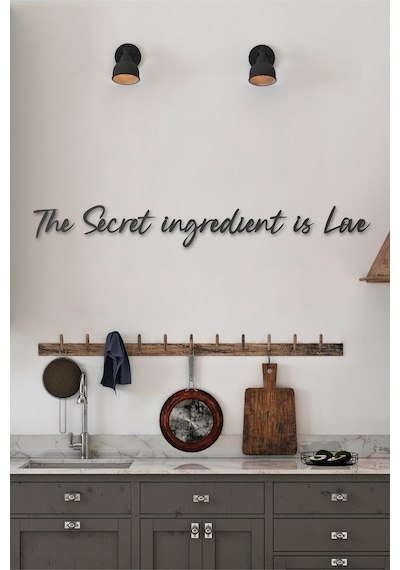 The Secret Ingredient Is Love Metal Duvar Yazısı - Siyah