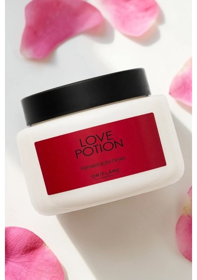 Love Potion Parfümlü Vücut Kremi 250 Ml 2 Adet