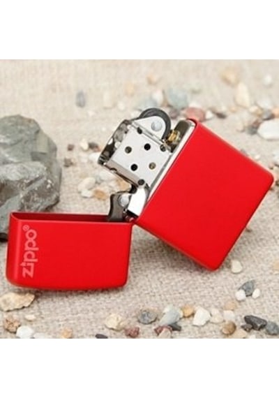 Zippo Red Matte Wıth Logo / 233Zl -