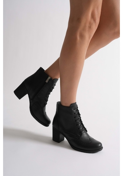 Analin Shoes Kadın Hakiki Deri Lazer Detaylı Bağcıklı Bot Siyah