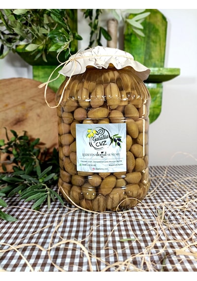 Aydın Yöresi Kalamata Cinsi İri Boy Sofralık Tatlandırılmış Kırma Yeşil Zeytin 3 Kg