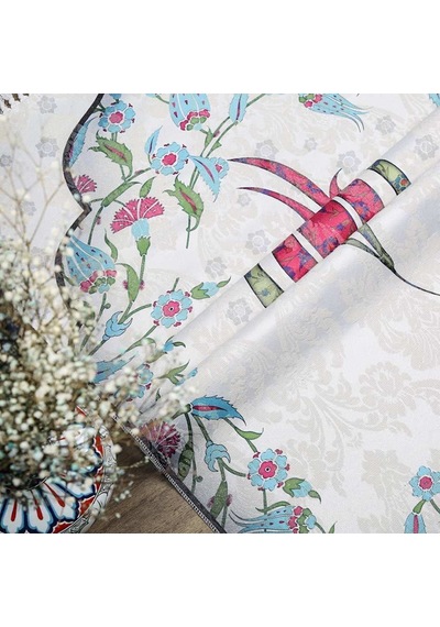 İsme Özel Hediyelik İnce Pamuk Seccade Fuşya - Lale 70x117 Cm - 370 Gr Çok Renkli