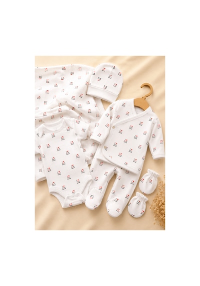 Lilliy %100 Pamuklu 7 Parça Yenidoğan Bebek Hastane Çıkış Takımı I Love Dad Mom Desenli 0-3 Ay Beyaz