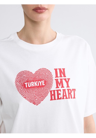 Lc Waıkıkı Beyaz Bisiklet Yaka Türkiye Baskılı Kadın Tişört