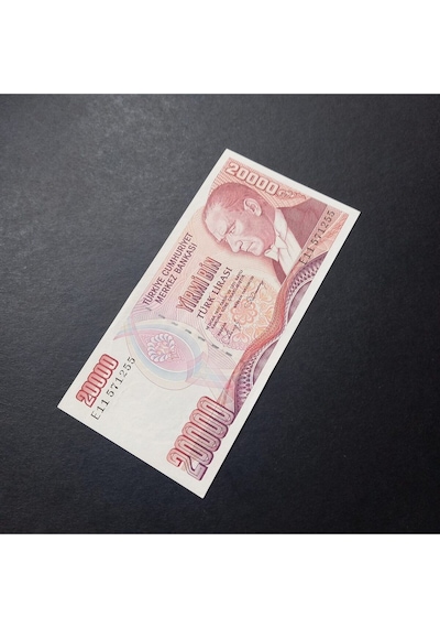 E11-571255 Ca Kağıt Para 7.emisyon 1.tertip 20bin Türk Lira 399636712d86de3f08