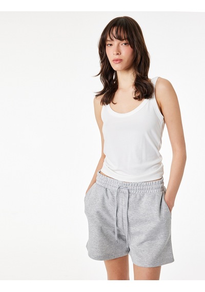 Koton Slim Fit Beli Bağcıklı Cepli Simli Mini Şort Kar Melanj 6sal40139ık Gri Melanj