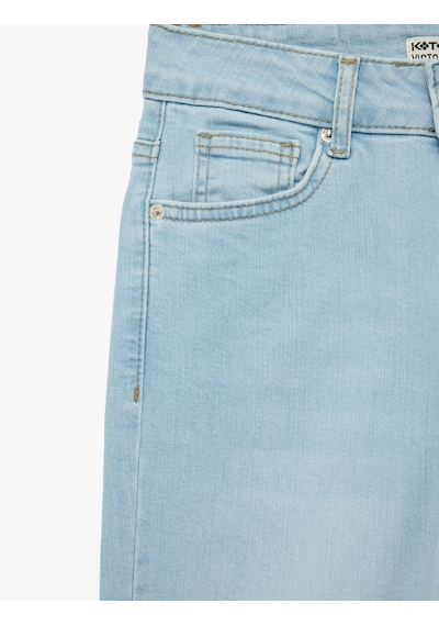 Koton Dar Kesim Normal Bel Cepli İspanyol Paça Jean Pantolon - Flare Jeans Açık İndigo 6sal40013md Koton Dar Kesim Normal Bel Cepli İspanyol Paça Jean Pantolon - Flare Jeans Açık İndigo 6sal40013md