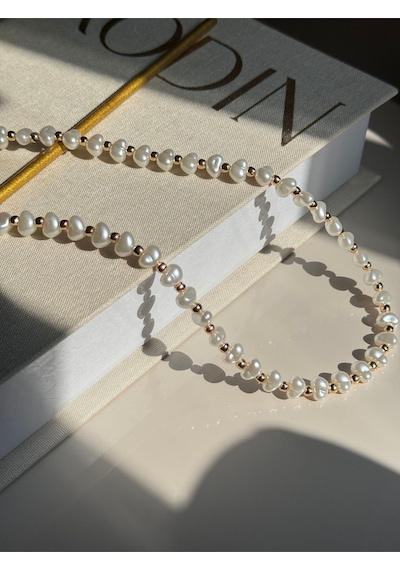 Altın Top Detaylı Beyaz İnci Kolye Choker Model Altın