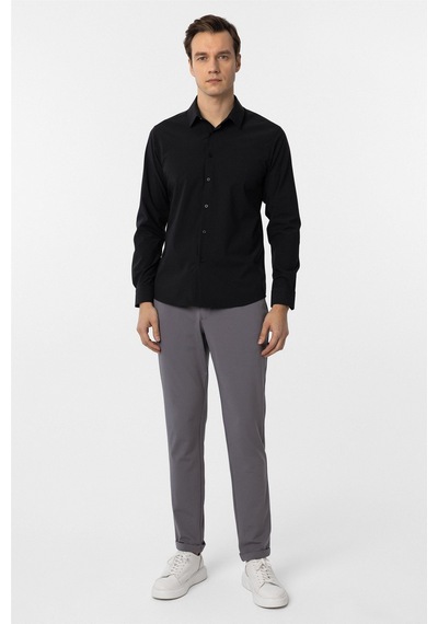Süvari Siyah Slim Fit Düz Klasik Yaka Gömlek-34101 Siyah