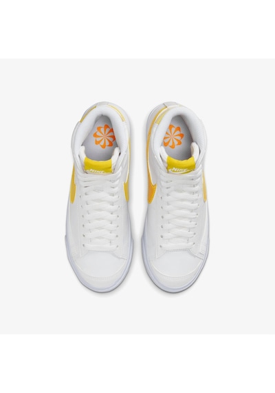 Nike Blazer Mid Fj4670-100 Kadın Spor Ayakkabısı Beyaz