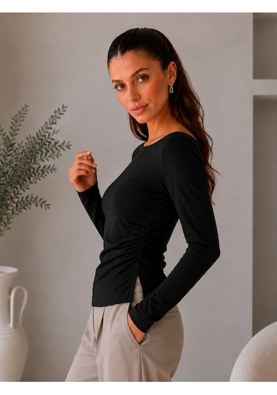 Sortie Collection Yan Büzgülü Önü Uzun Asimetrik Yırtmaçlı Kayık Yaka Bluz Siyah