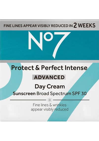 No7 Protect & Perfect Gündüz Kremi SPF30 50 ML