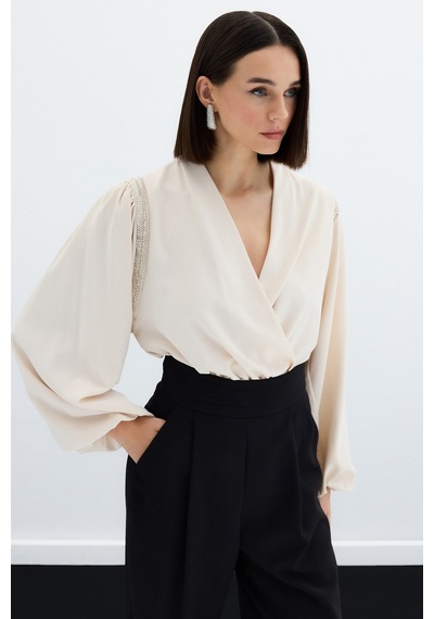 Sateen Aksesuar Detaylı Bodysuit Bluz - Bej