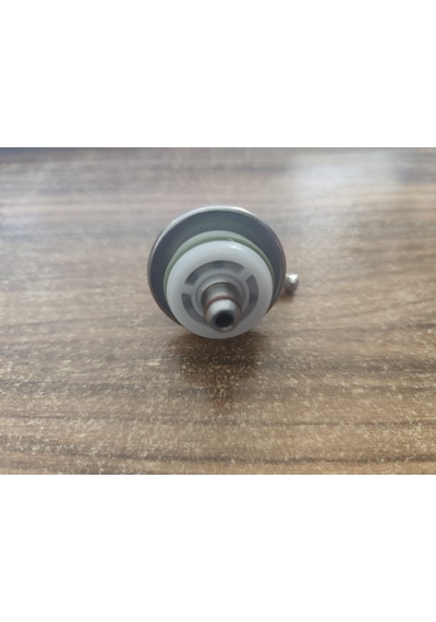 Bmw E36 E46 M40 M42 M43 Benzin Basınç Regülatörü 13531729320 7.21548.50.0 Benzin Basınç Regulatörü
