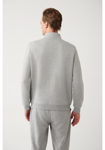 Avva Gri Unisex Sweatshirt Dik Yaka Fermuarlı İçi Polarlı 3 İplik Standart Fit Normal Kesim E001020 Gri