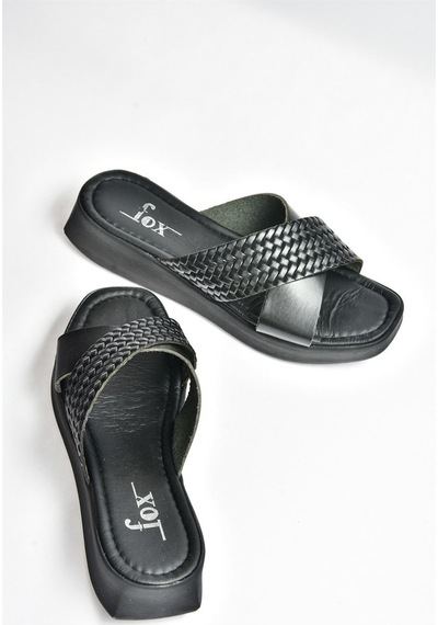 Fox Shoes Siyah Hakiki Deri Çapraz Bantlı Kadın Terlik M291049903