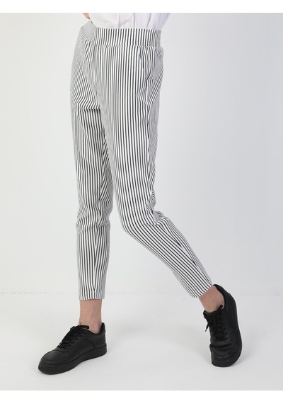 Colin's  Regular Fit Yüksek Bel Kadın Beyaz Eşofman Altı CL1047824_Q1.V2_OFW Beyaz