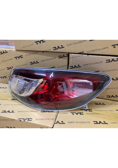 Mazda 3 Bl Sedan 2009-2013 Arası Tyc Sağ Dış Stop Lambası Duysuz Bbp2-51-150e / Bbp2-51-150d